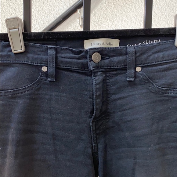 Grey/Blue Jeans w/ripped knees - Picture 3 of 3